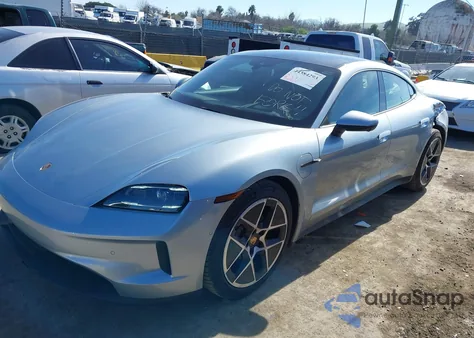 2025 Porsche Taycan 4 z USA, uszkodzony, nr VIN WP0AA2Y11SSA09827